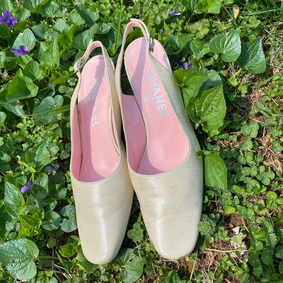 Chanel shoes with small heel - Picture 5 of 16